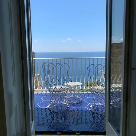 Imperati By Alcione Bed & Breakfast 5*